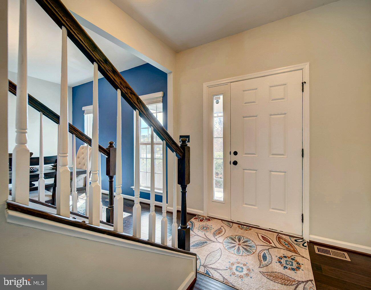 15051 N RIDGE BOULEVARD