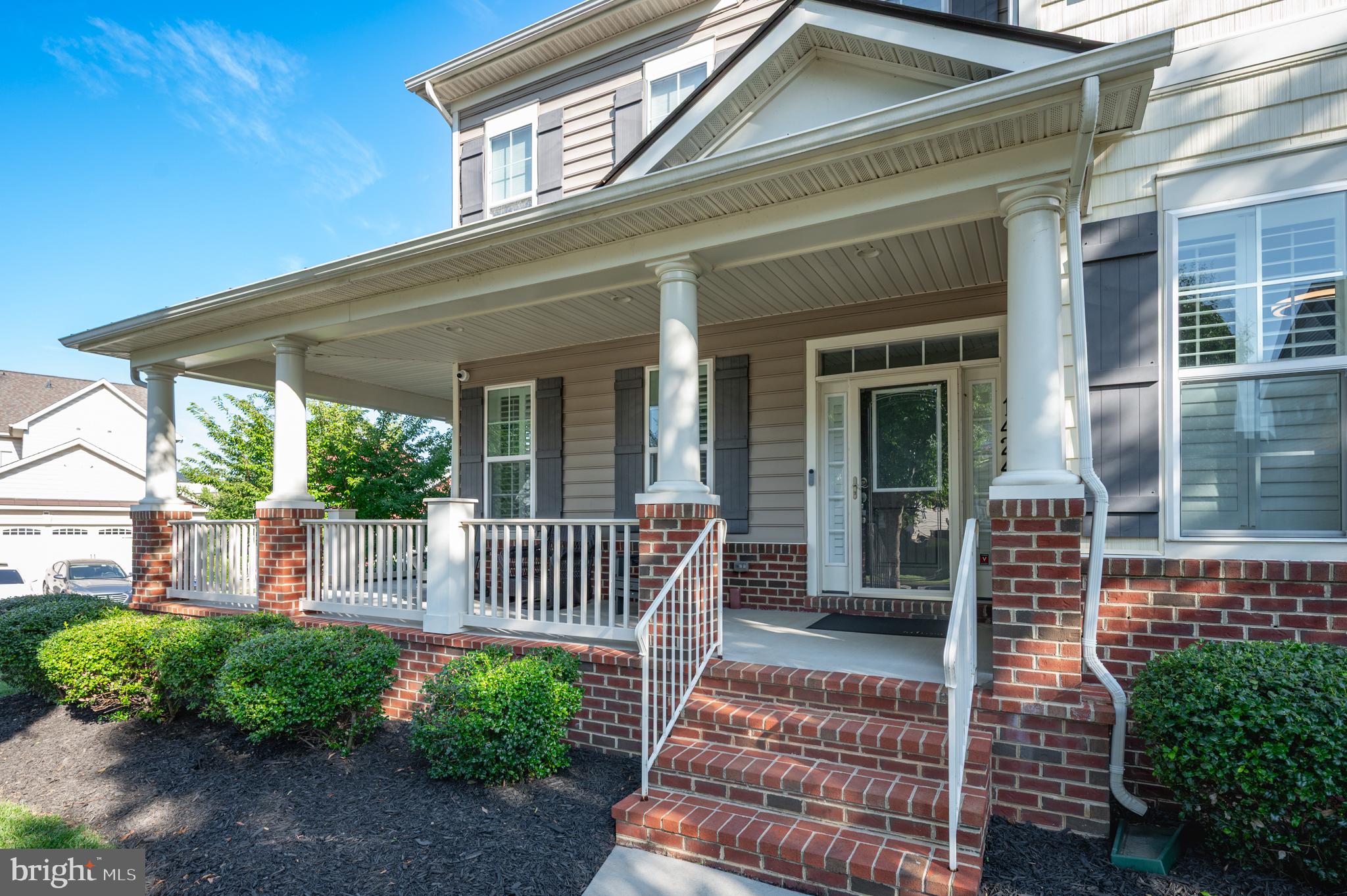 1424 SCHEER STREET