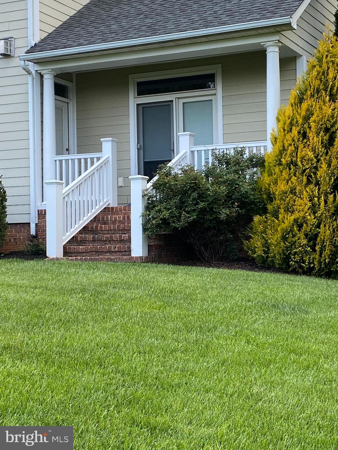 9 DEER RIDGE COURT