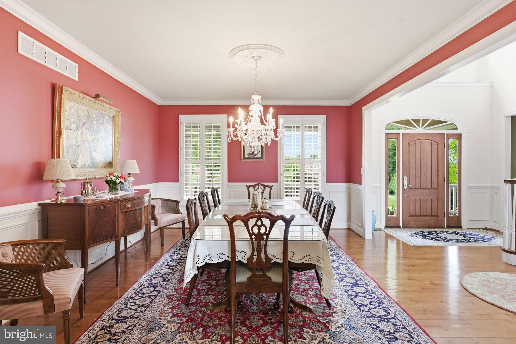 MANOR OAKS - Residential