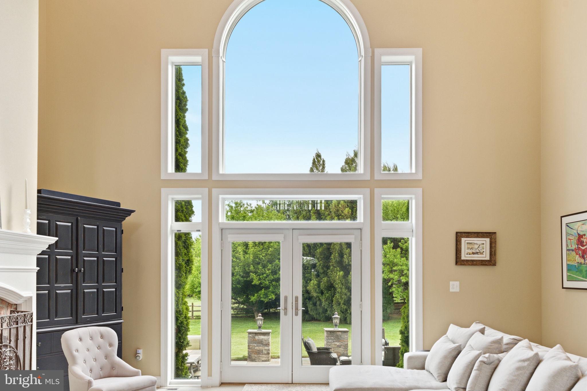 MANOR OAKS - Residential