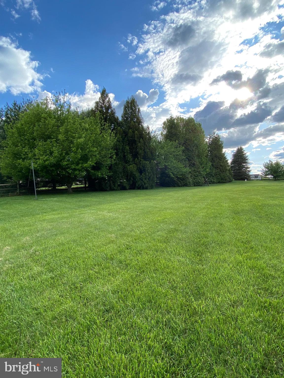 9 DEER RIDGE COURT