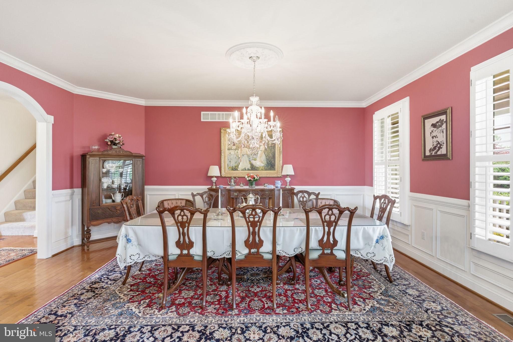MANOR OAKS - Residential