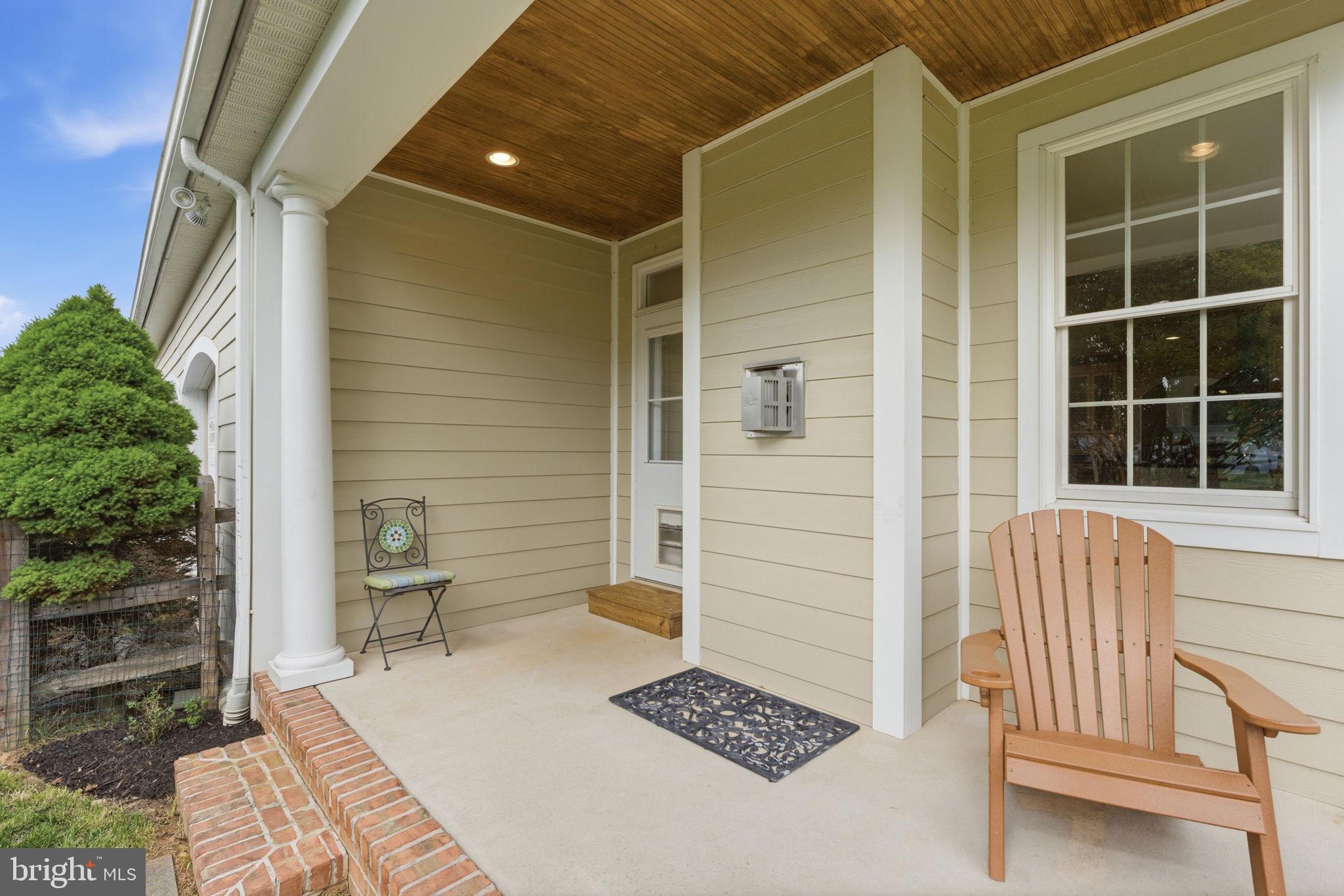MANOR OAKS - Residential
