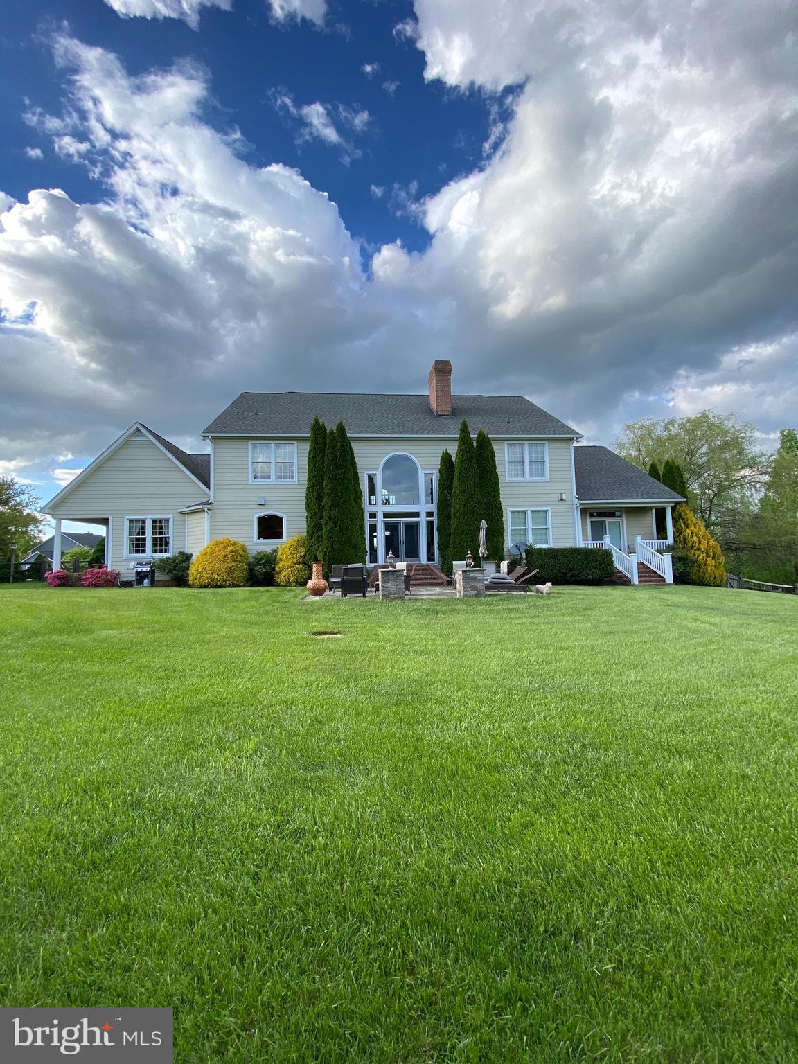 9 DEER RIDGE COURT