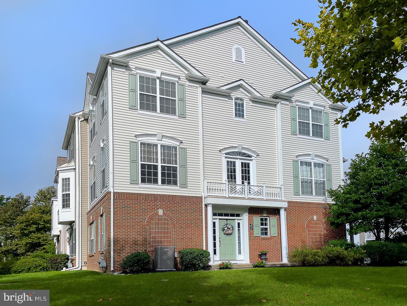 WINDSOR RIDGE - Residential