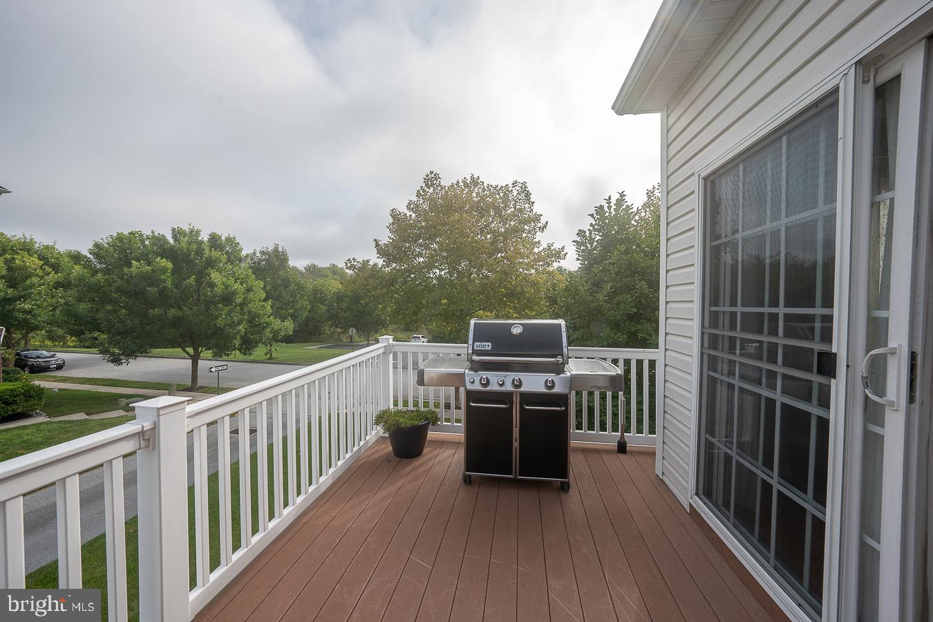 WINDSOR RIDGE - Residential