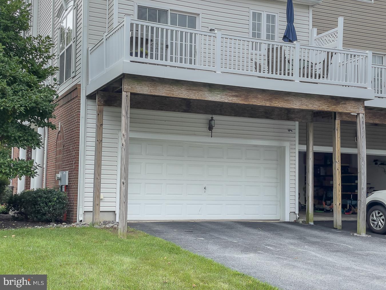 WINDSOR RIDGE - Residential