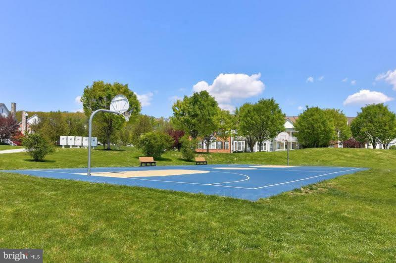 WINDSOR RIDGE - Residential