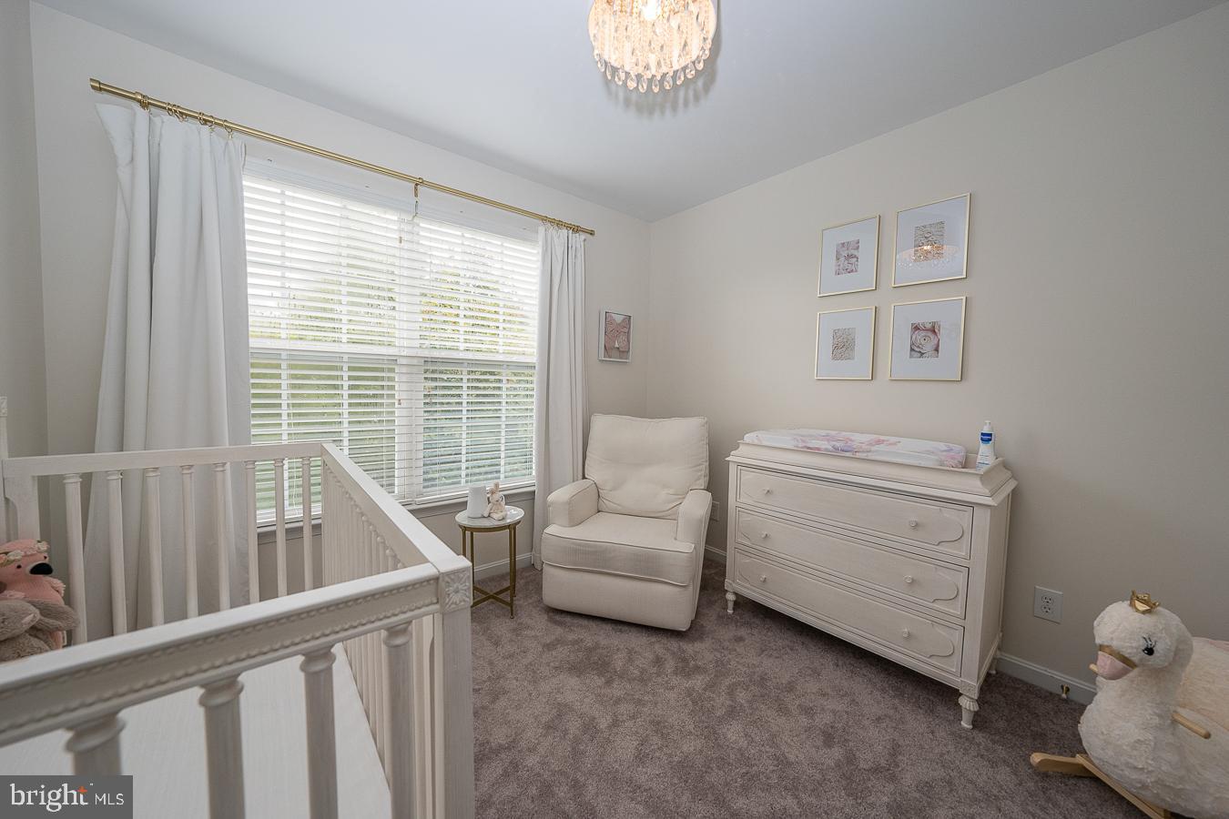 WINDSOR RIDGE - Residential