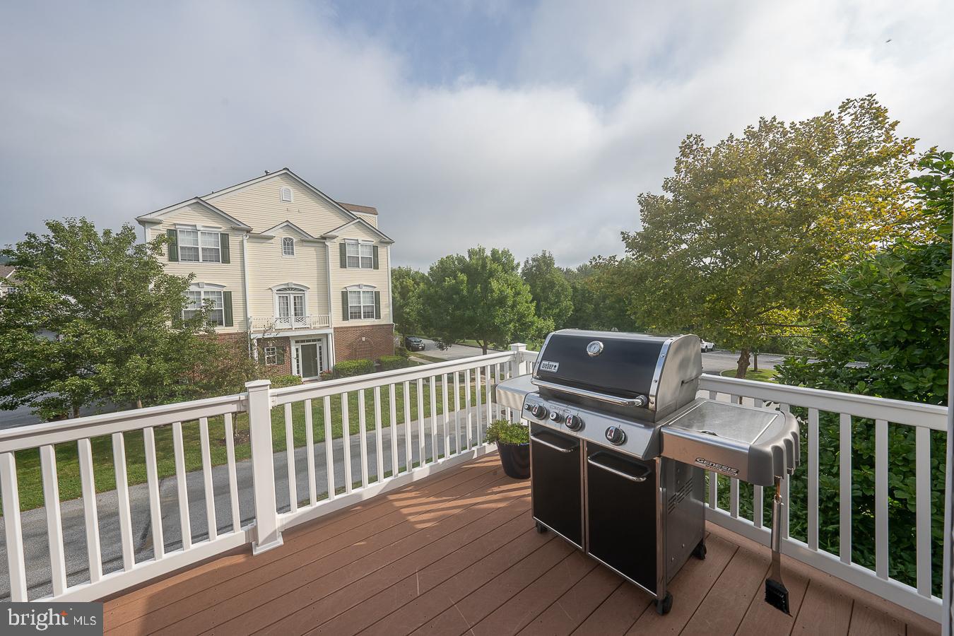 WINDSOR RIDGE - Residential