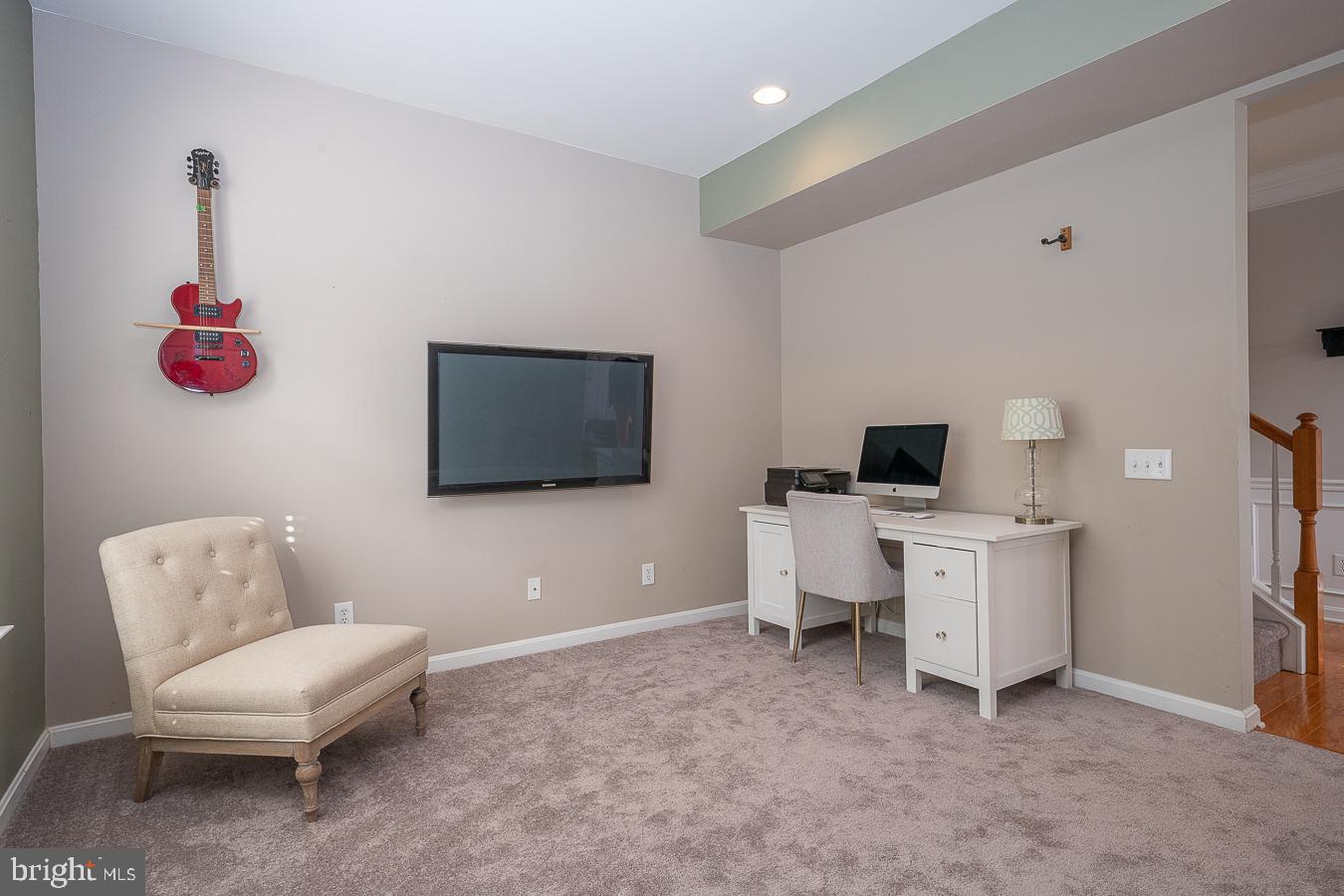 WINDSOR RIDGE - Residential