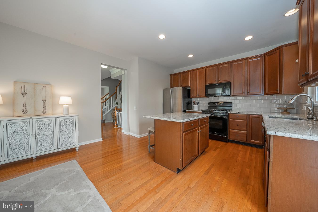 WINDSOR RIDGE - Residential