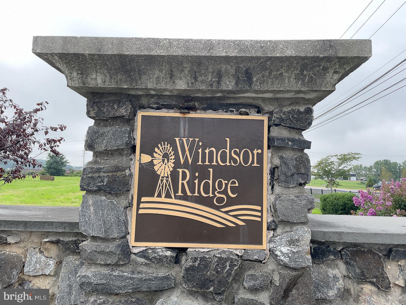 WINDSOR RIDGE - Residential