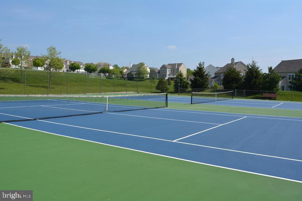 WINDSOR RIDGE - Residential