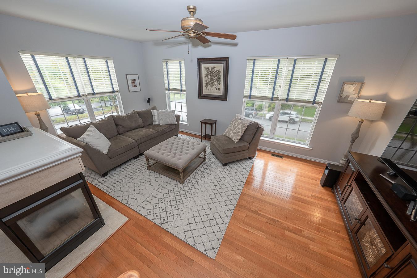 WINDSOR RIDGE - Residential