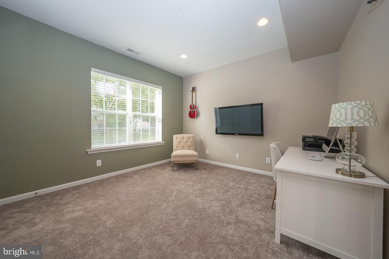 WINDSOR RIDGE - Residential