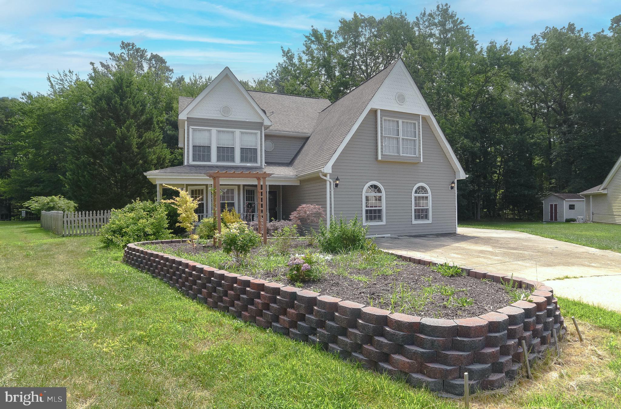 THE LANDINGS IN CEDAR COVE - Residential Lease