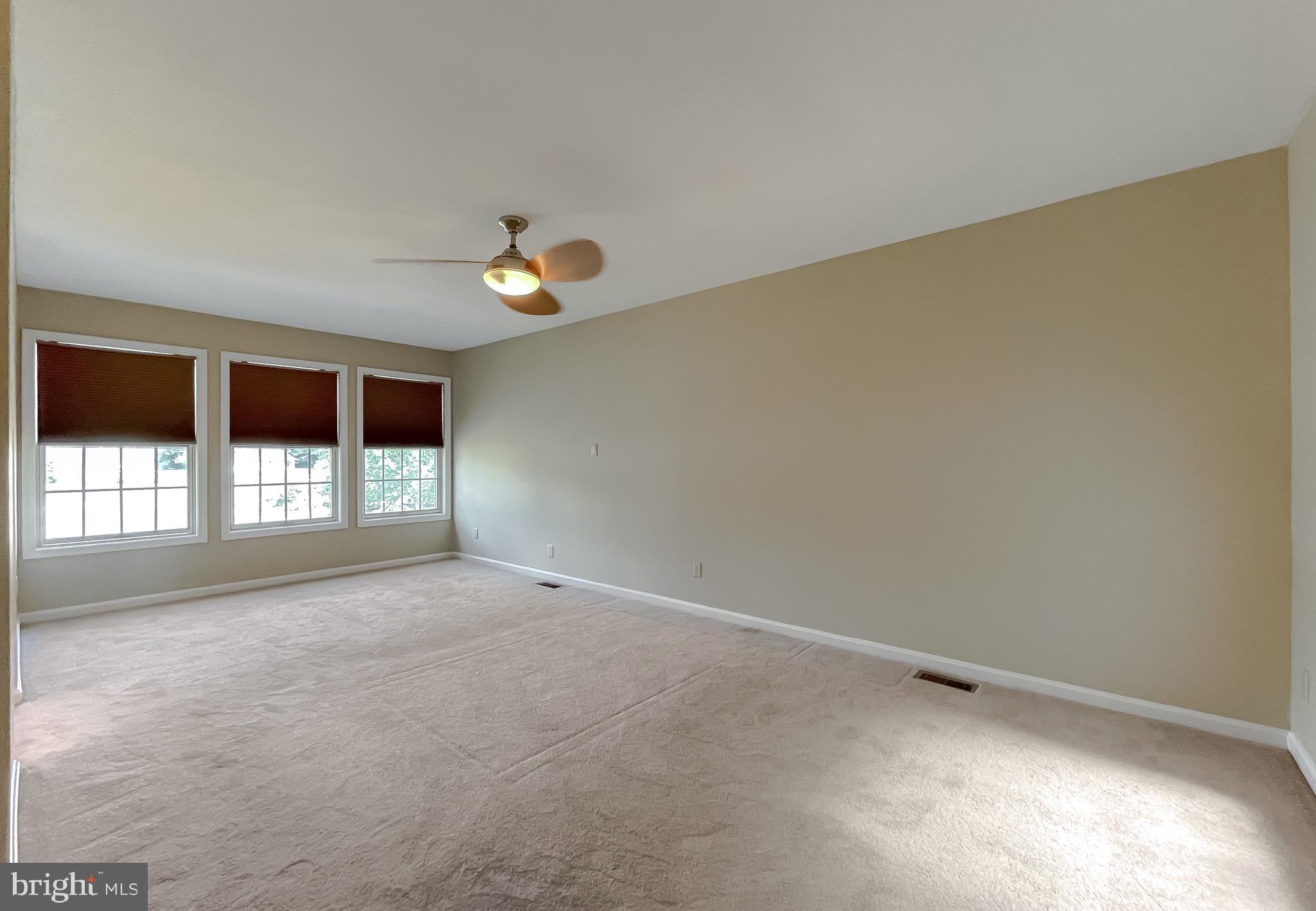 THE LANDINGS IN CEDAR COVE - Residential Lease