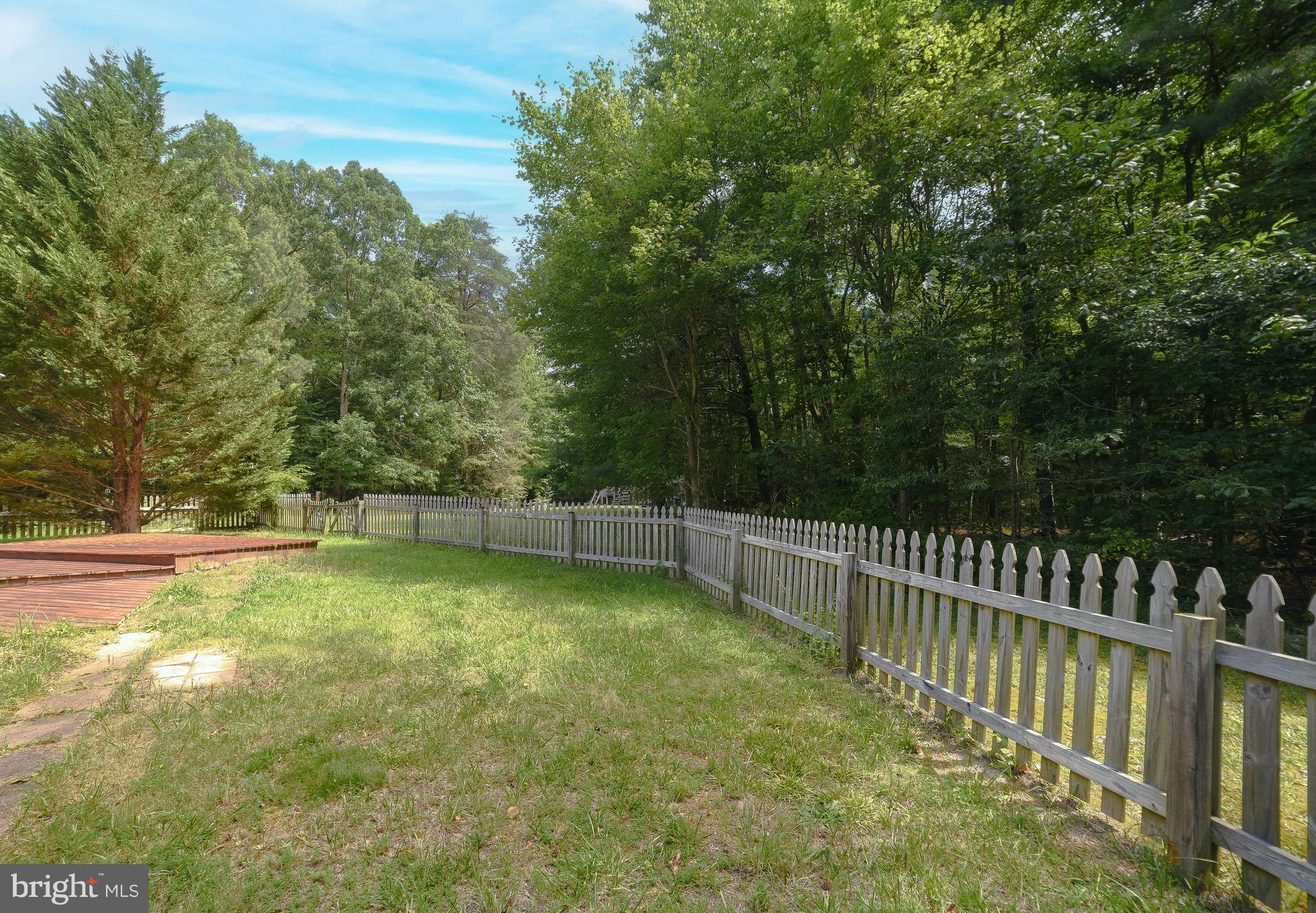 THE LANDINGS IN CEDAR COVE - Residential Lease