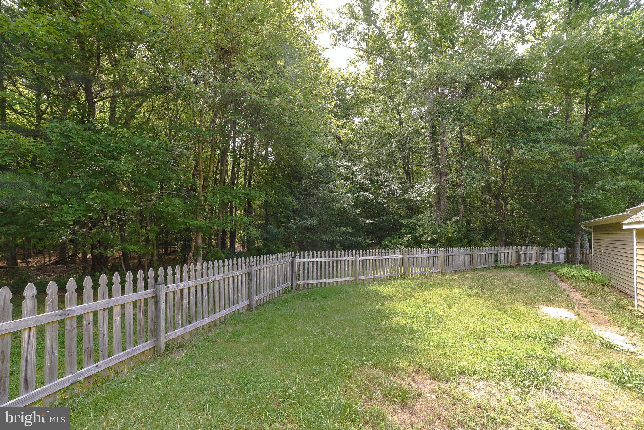 THE LANDINGS IN CEDAR COVE - Residential Lease