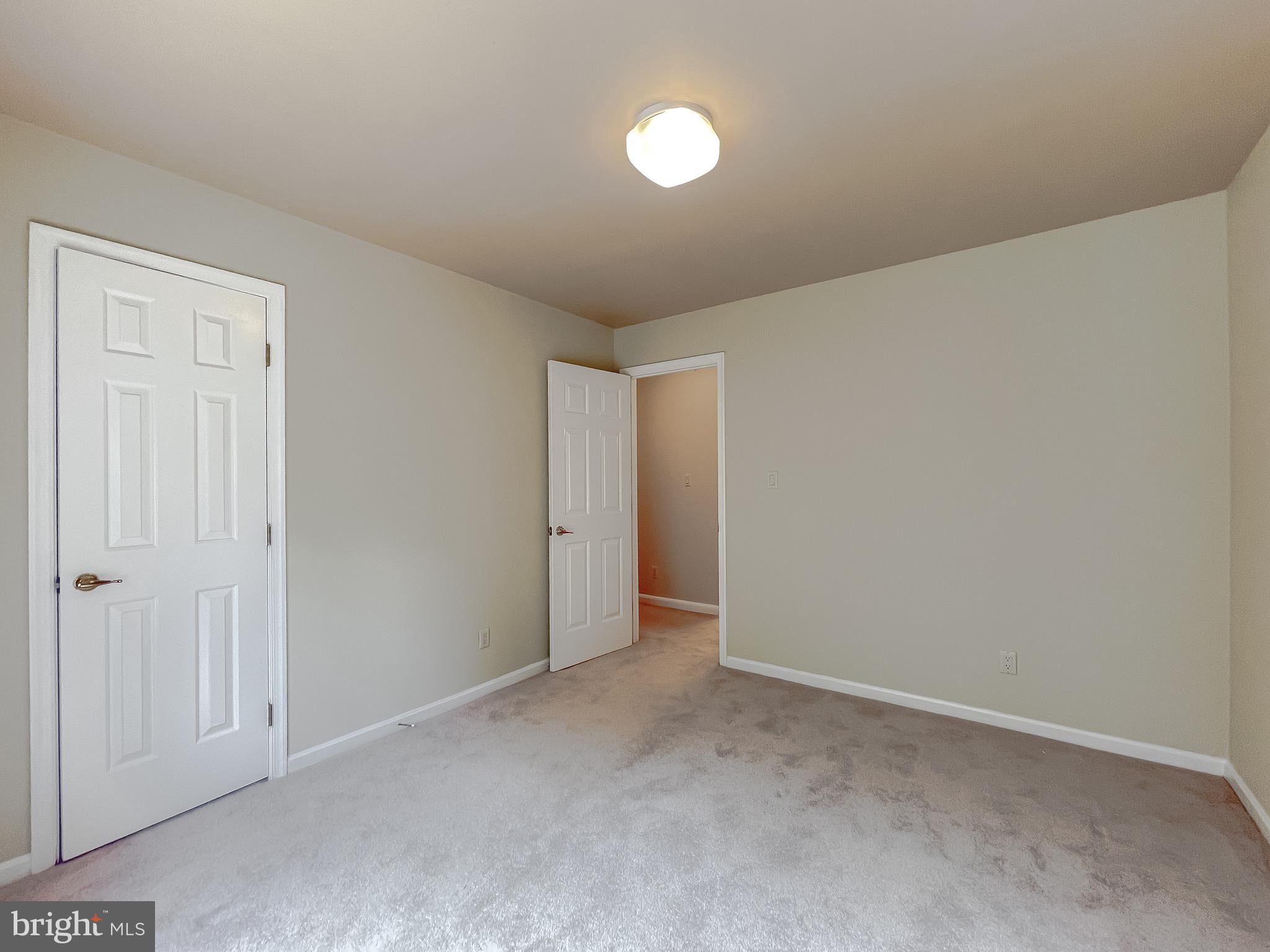 THE LANDINGS IN CEDAR COVE - Residential Lease