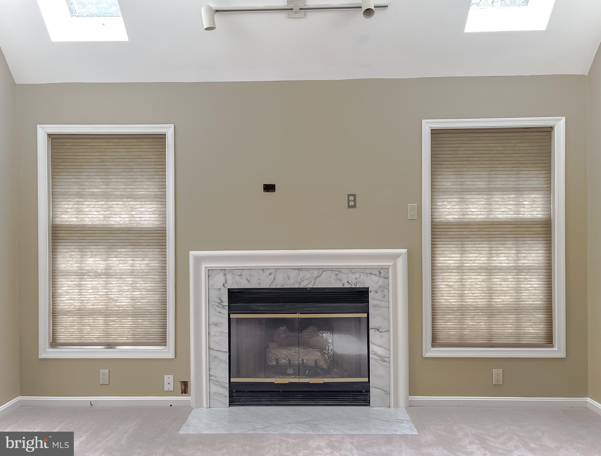 THE LANDINGS IN CEDAR COVE - Residential Lease