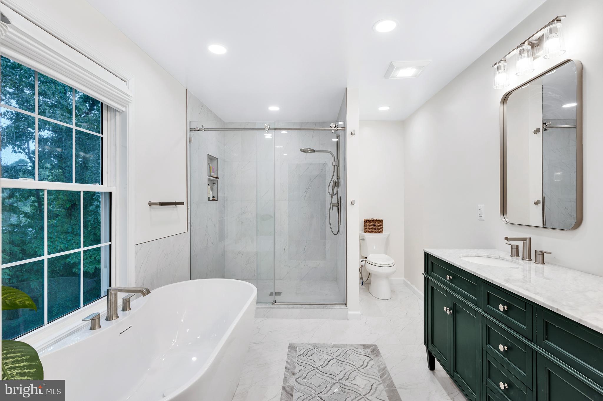 OVER LEE KNOLLS - Residential