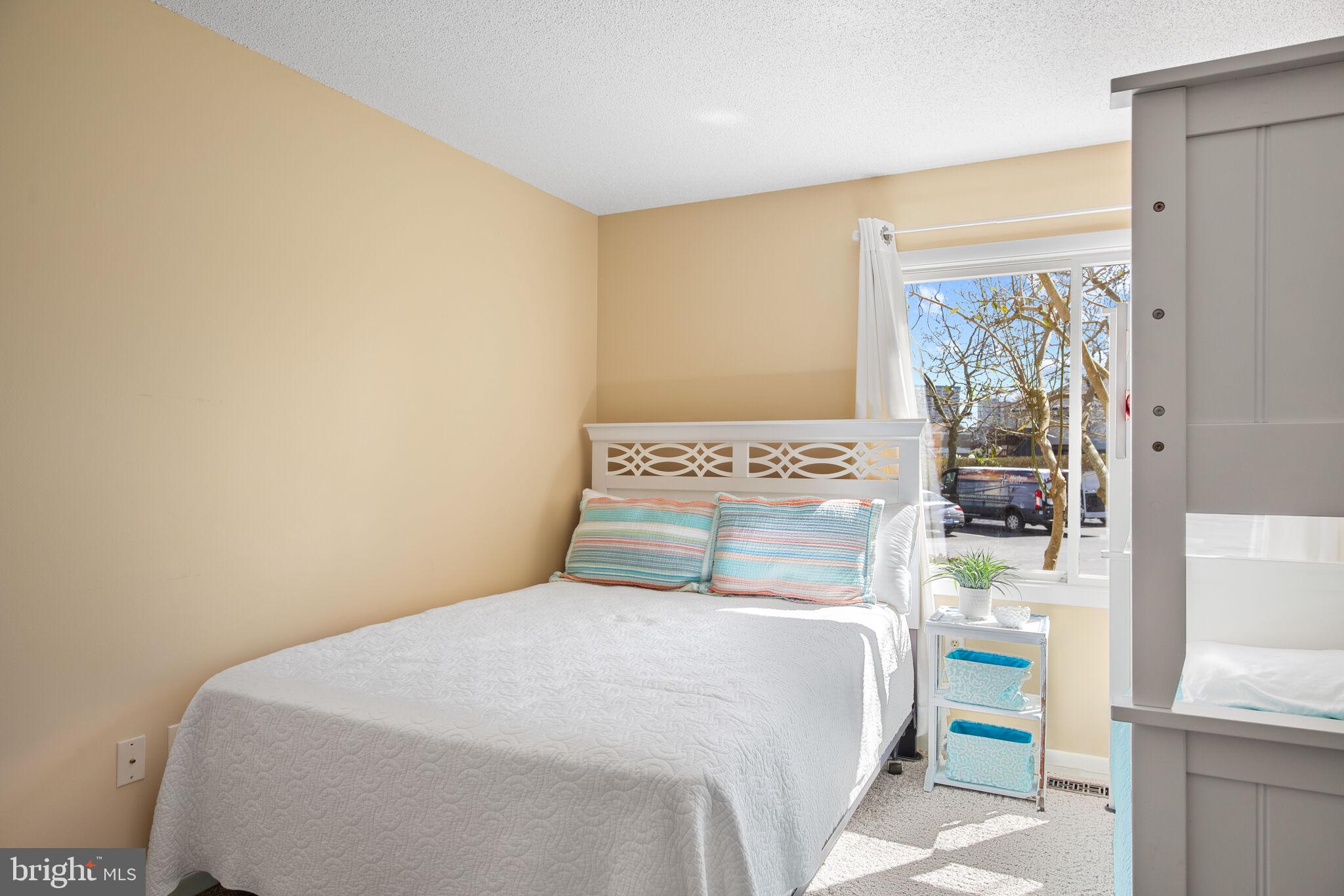 HERON HARBOUR - Residential