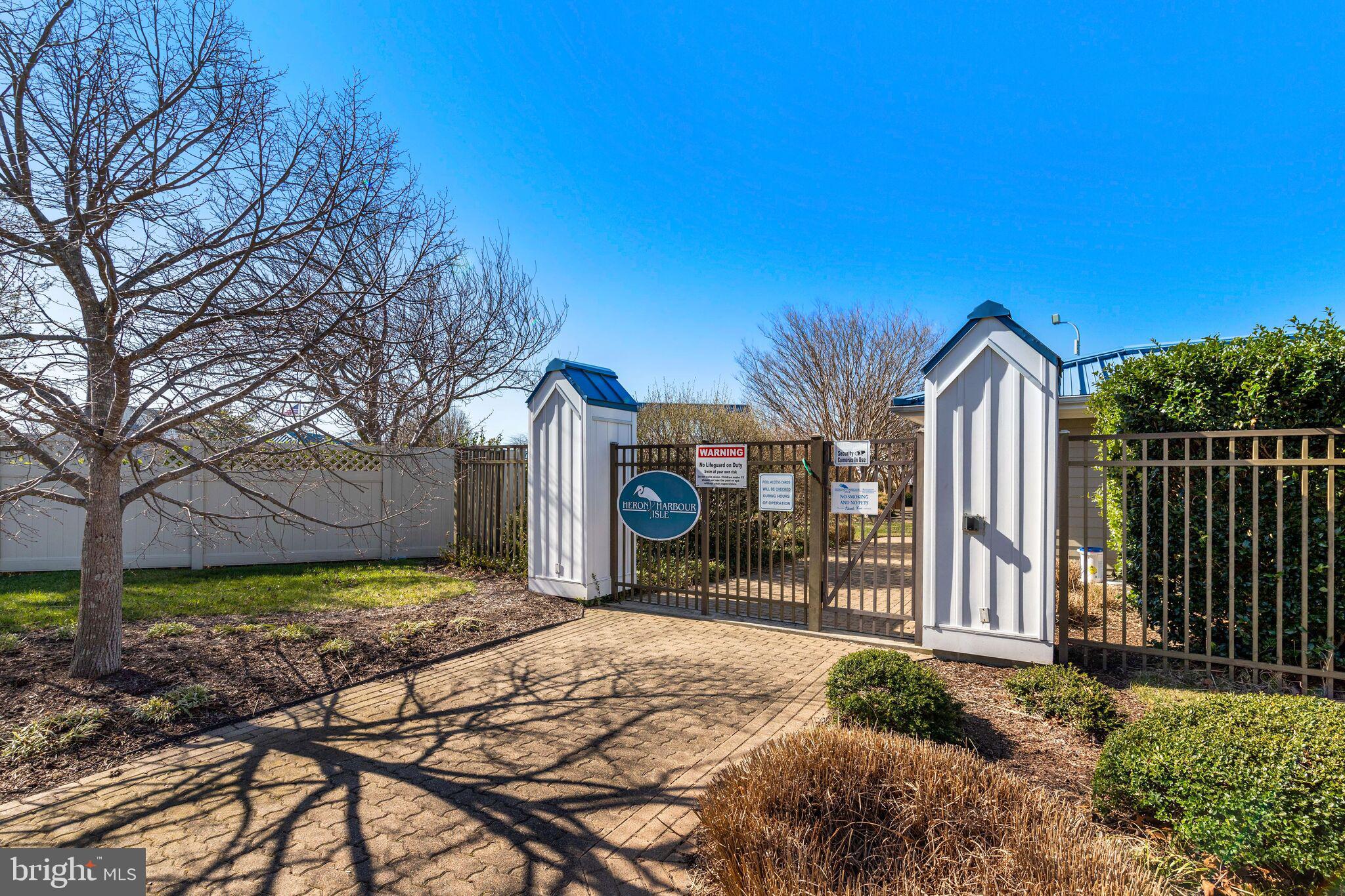 HERON HARBOUR - Residential