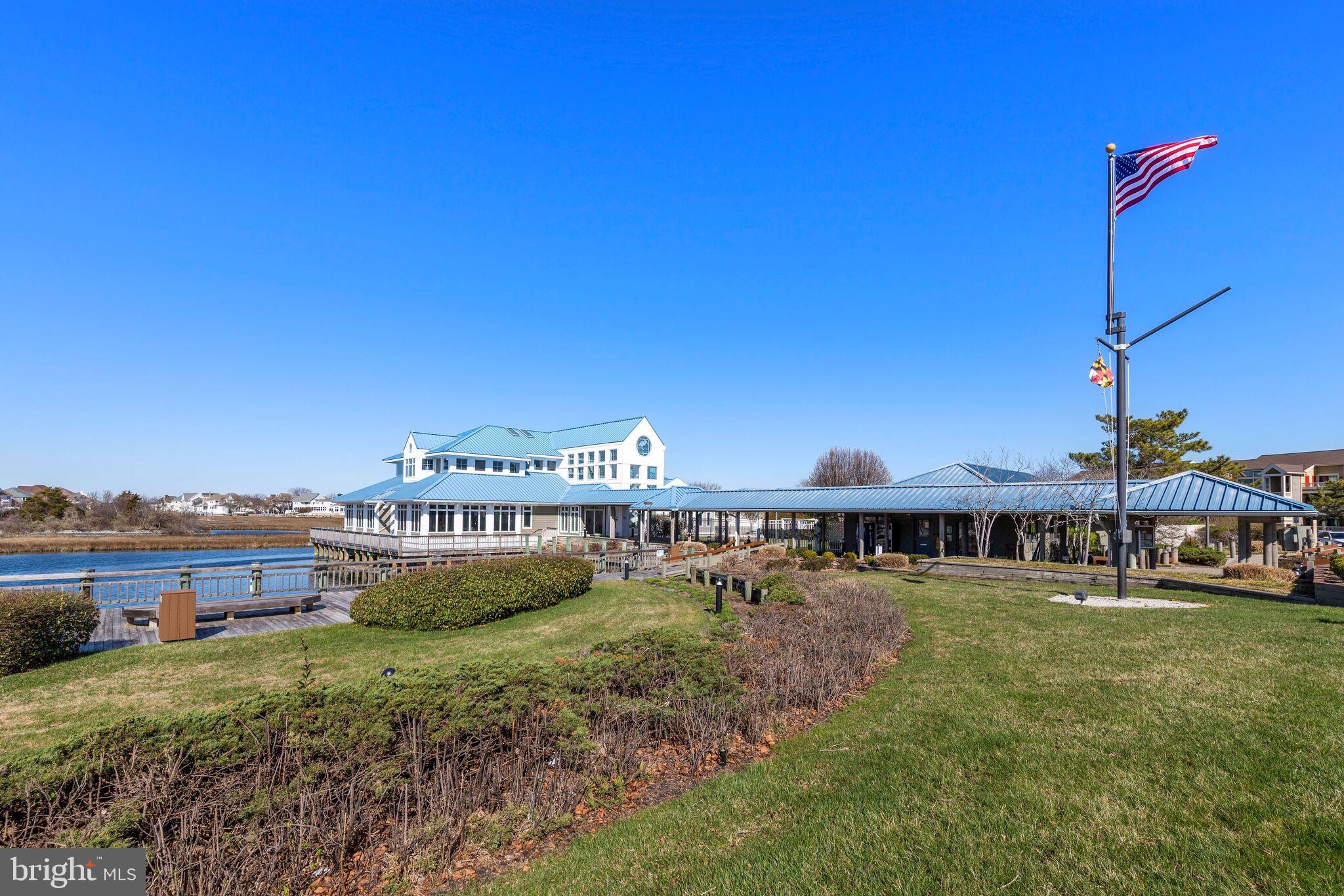 HERON HARBOUR - Residential