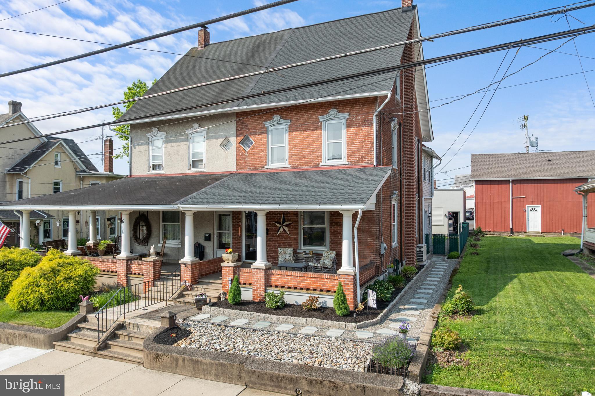 616 ARCH STREET