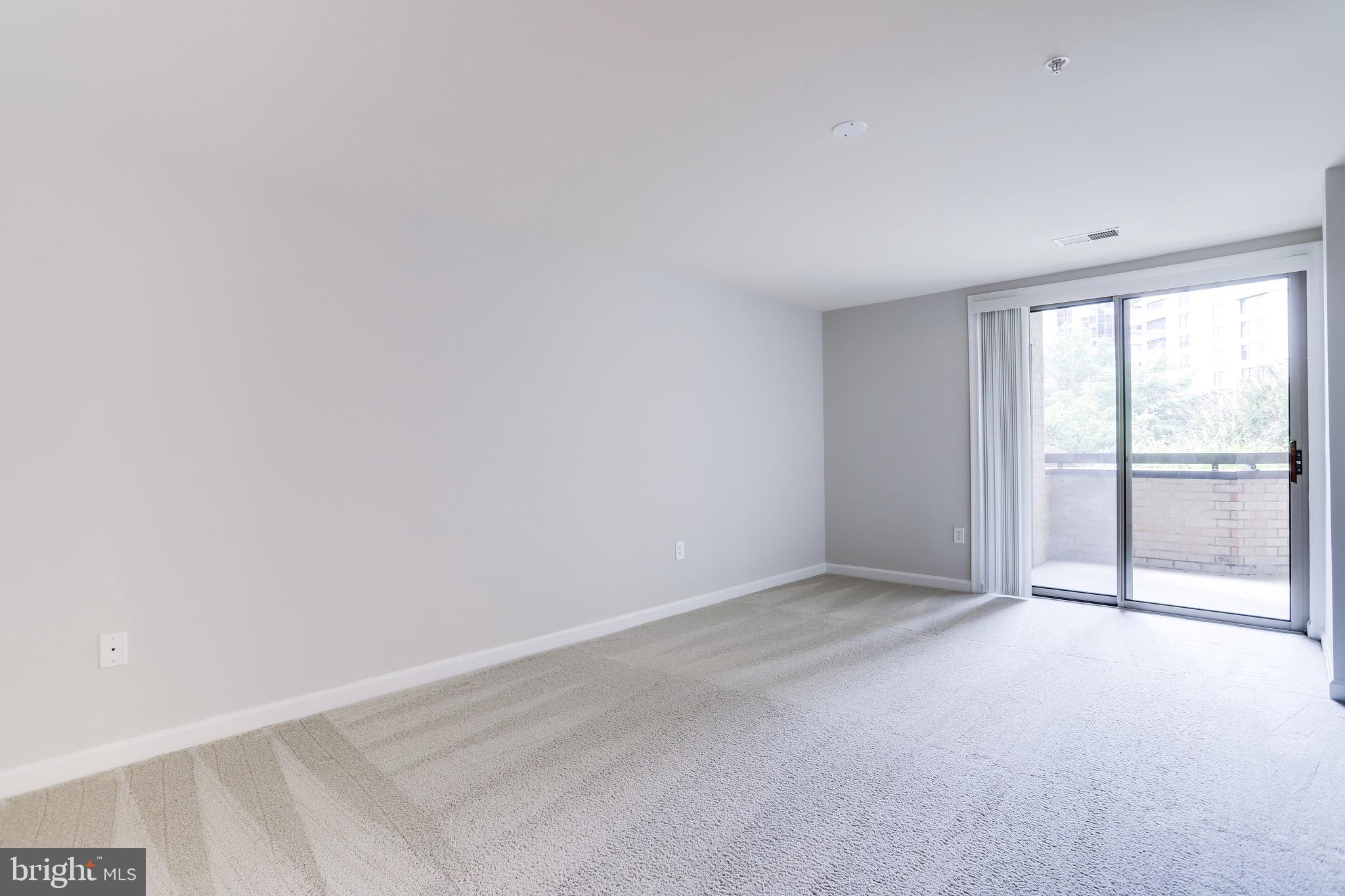 VIRGINIA SQUARE - Residential Lease