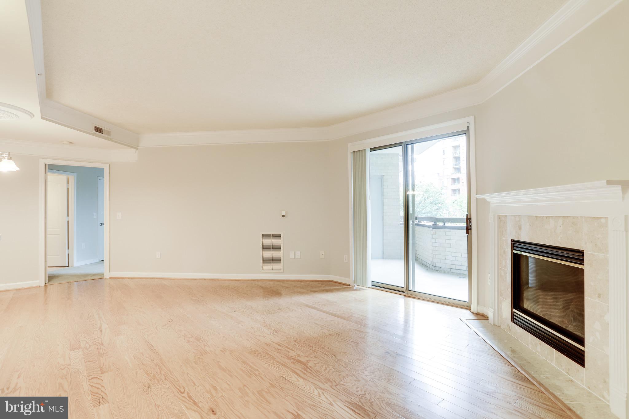 VIRGINIA SQUARE - Residential Lease