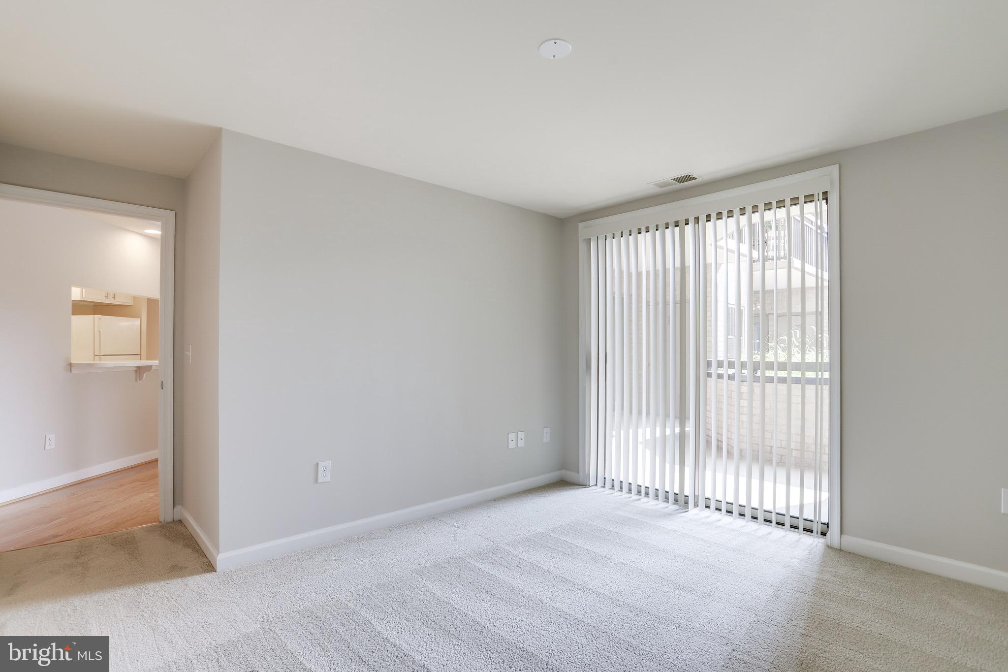 VIRGINIA SQUARE - Residential Lease