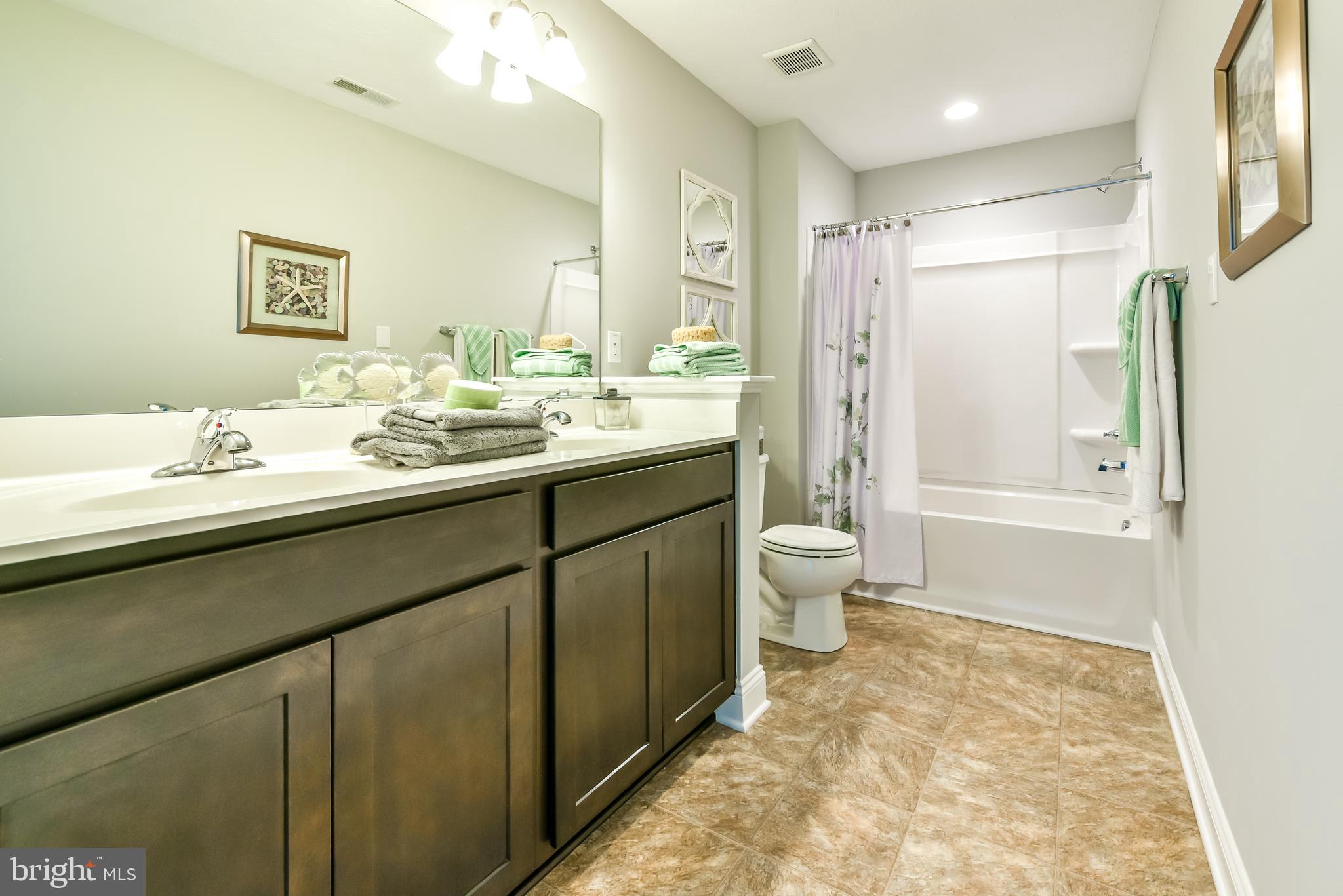 CANTERBURY STATION - Residential