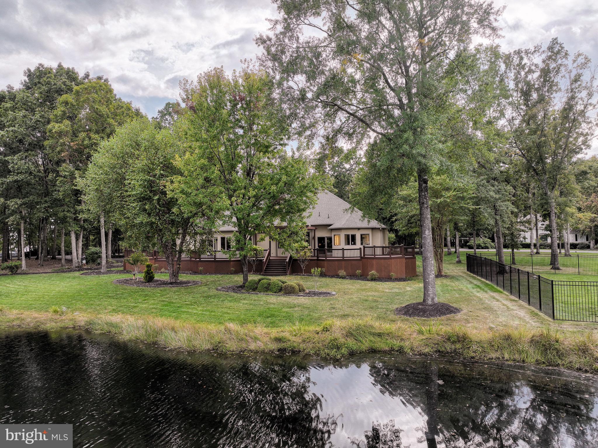 FAWN LAKE - Residential