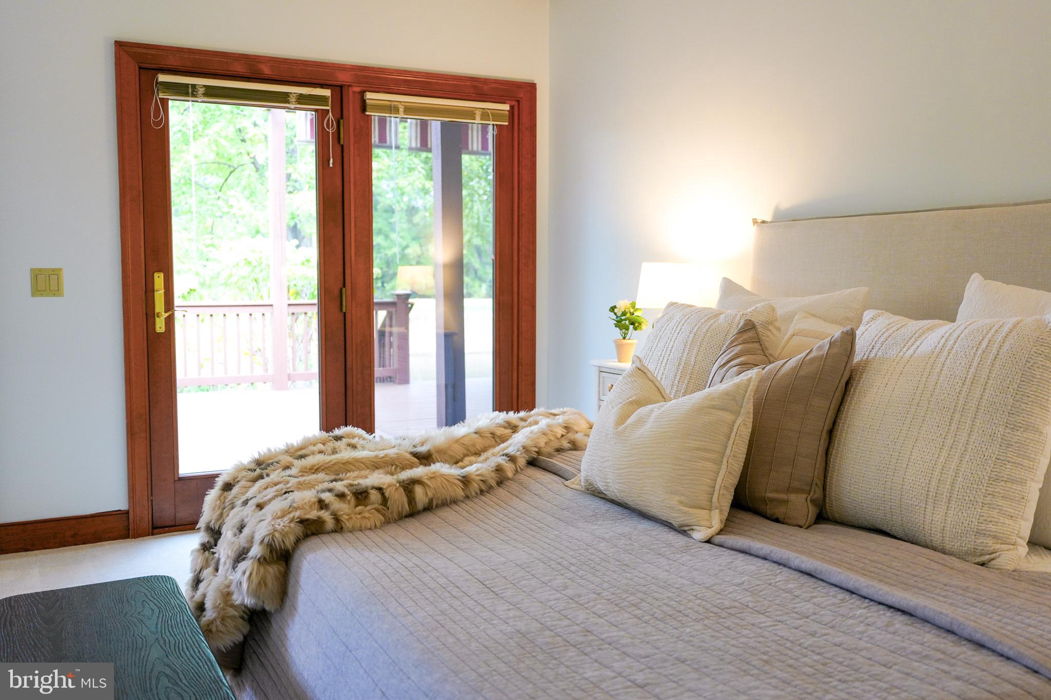 FAWN LAKE - Residential