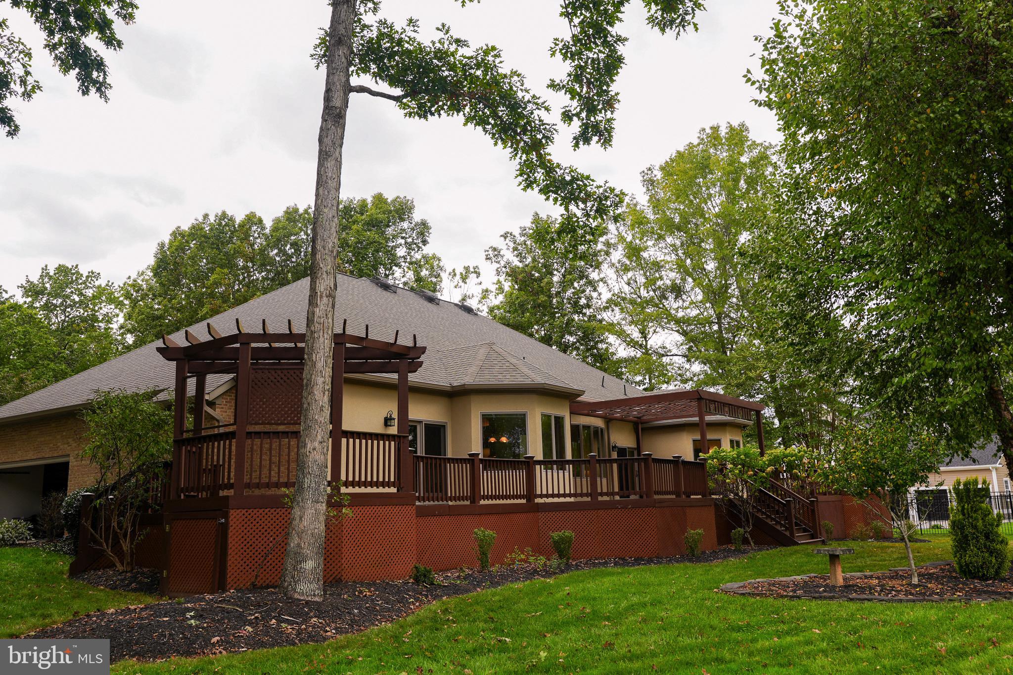 FAWN LAKE - Residential