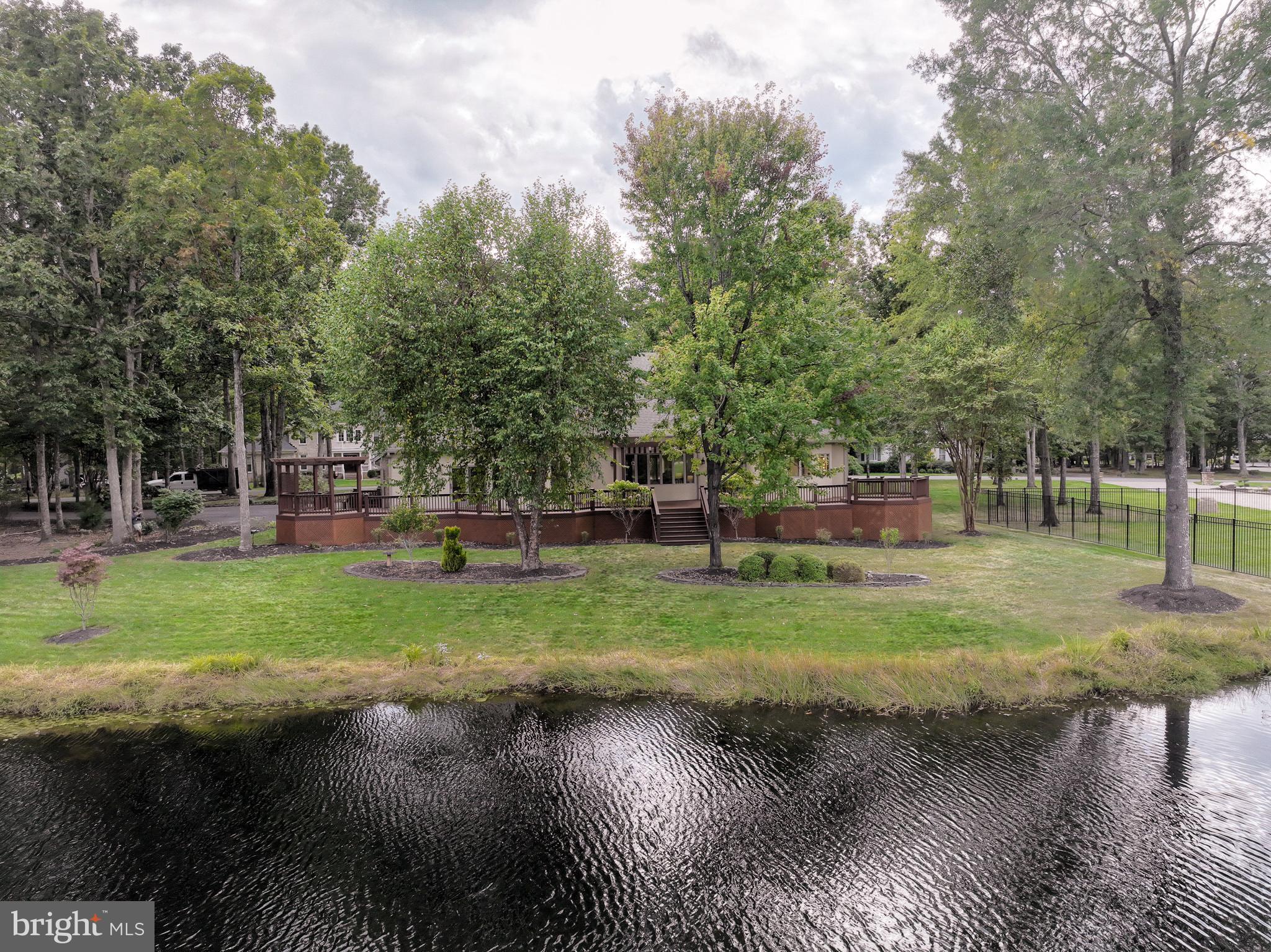 FAWN LAKE - Residential