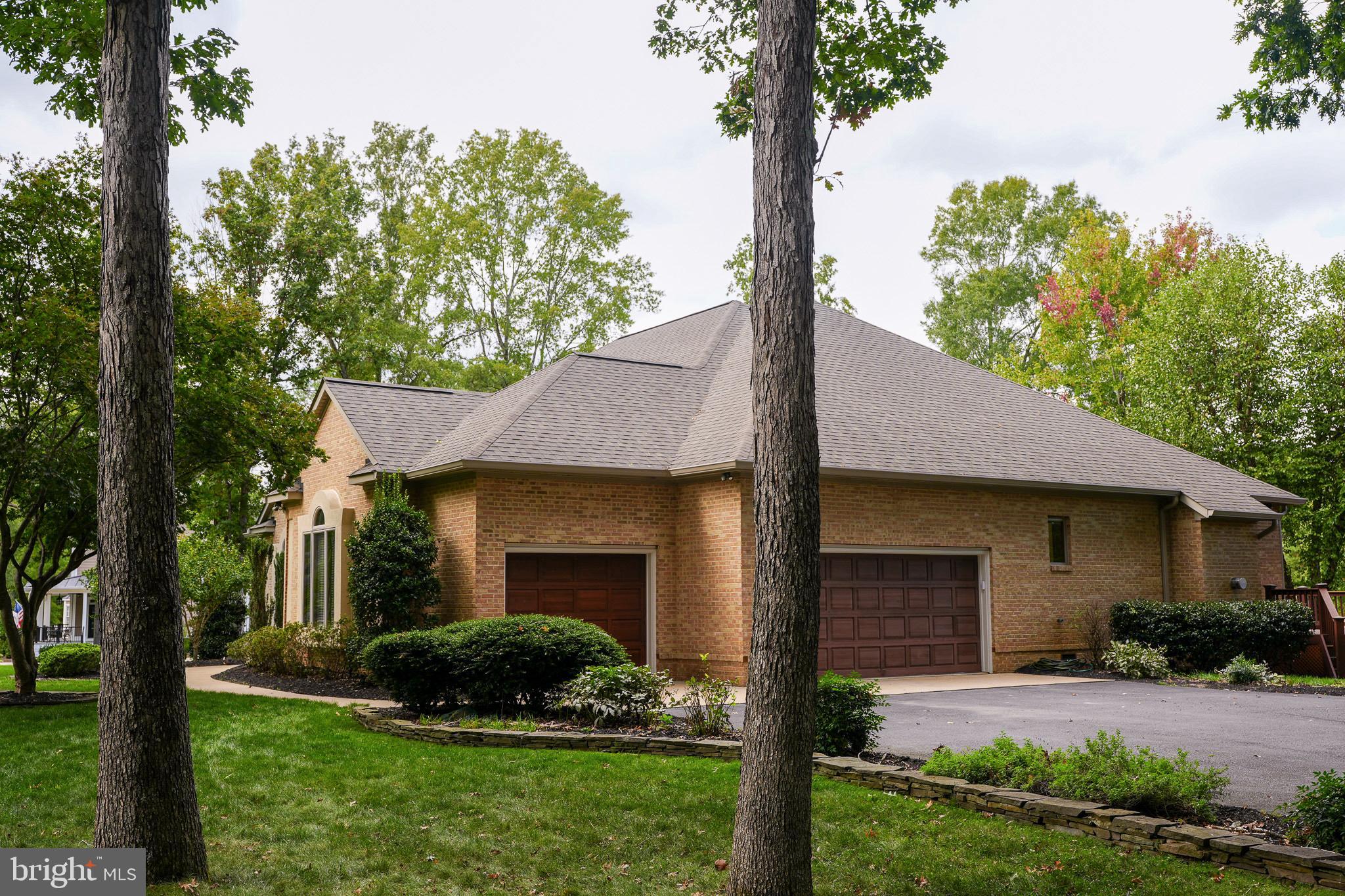 FAWN LAKE - Residential