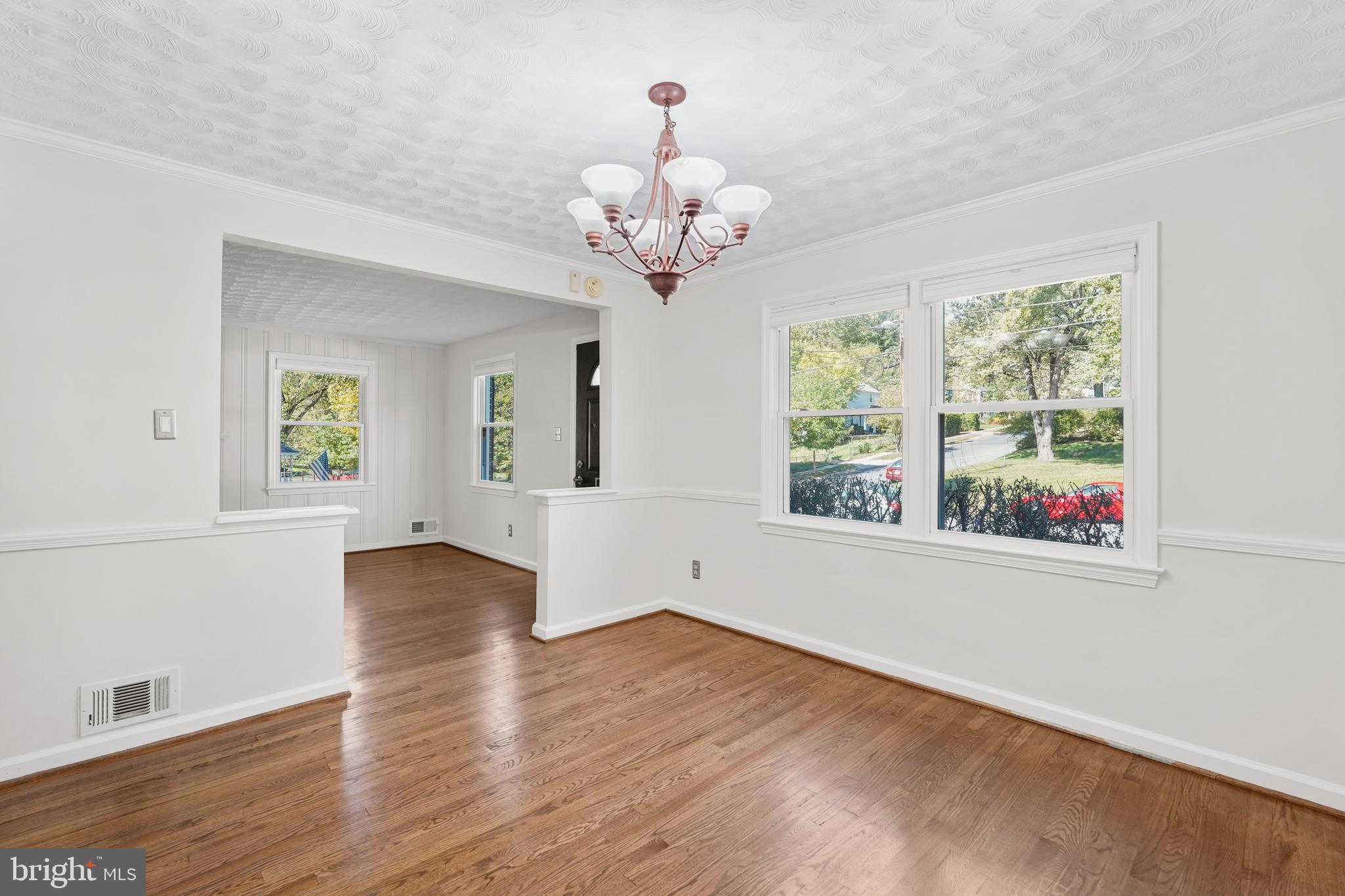 WHEATON HILLS - Residential Lease