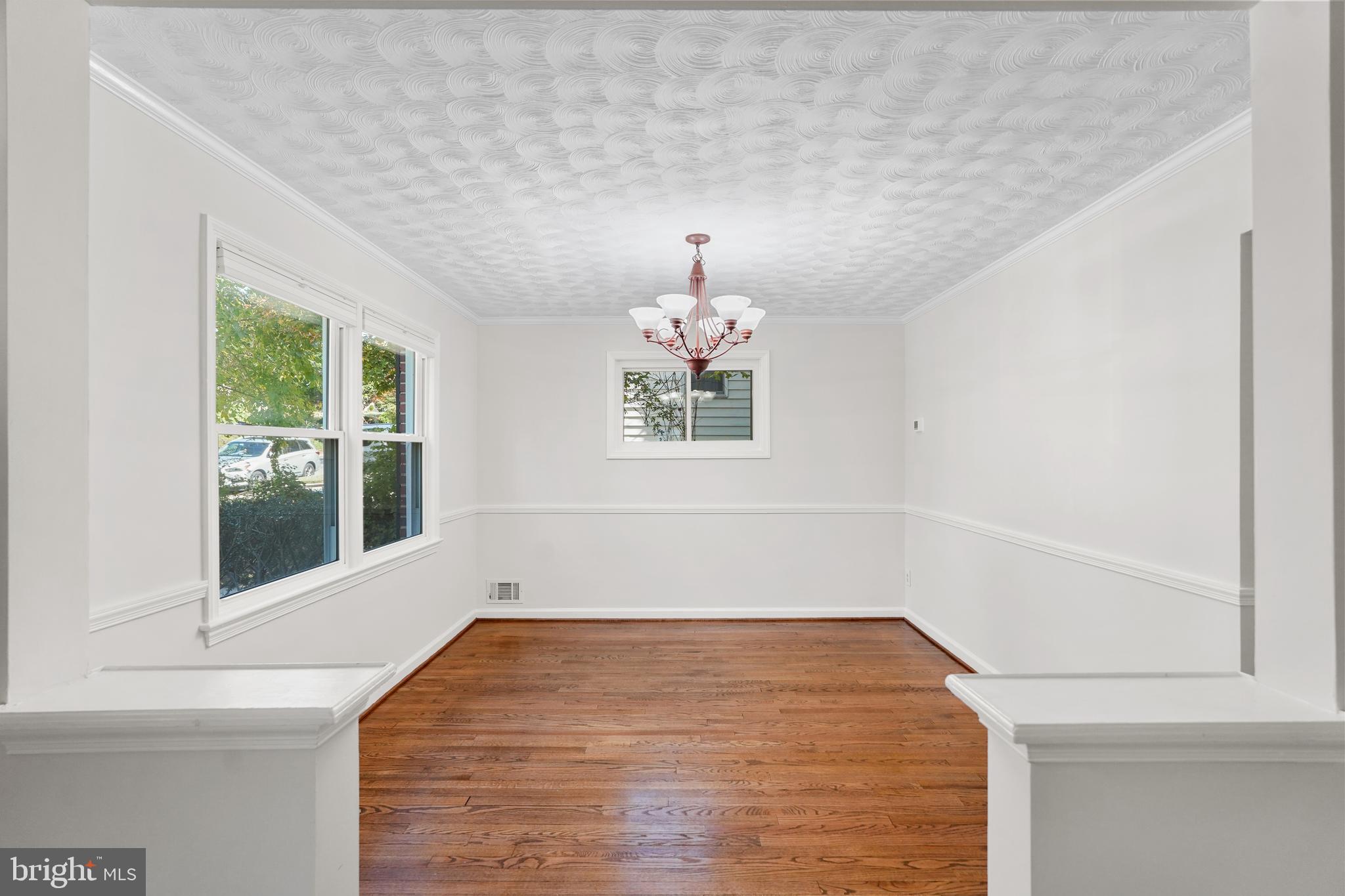 WHEATON HILLS - Residential Lease