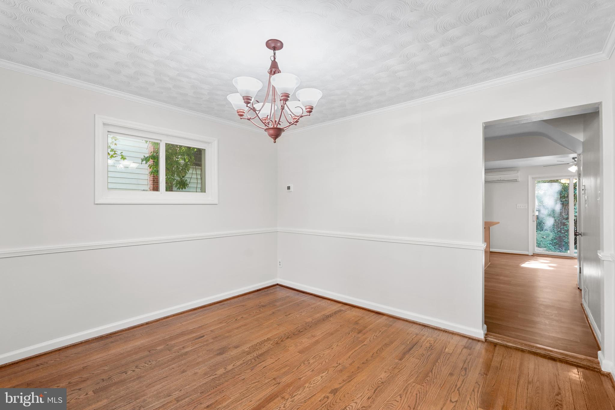 WHEATON HILLS - Residential Lease