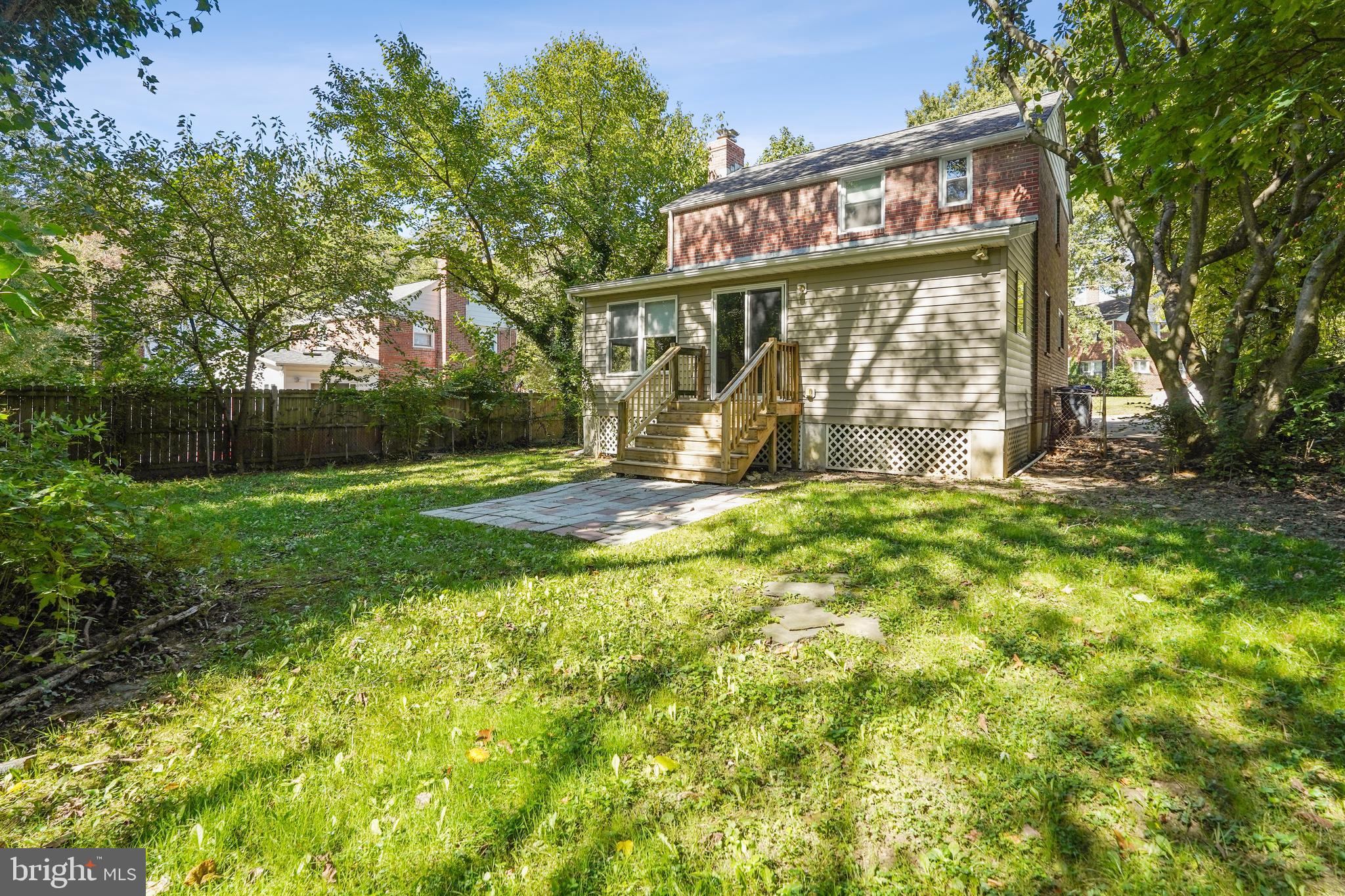 WHEATON HILLS - Residential Lease