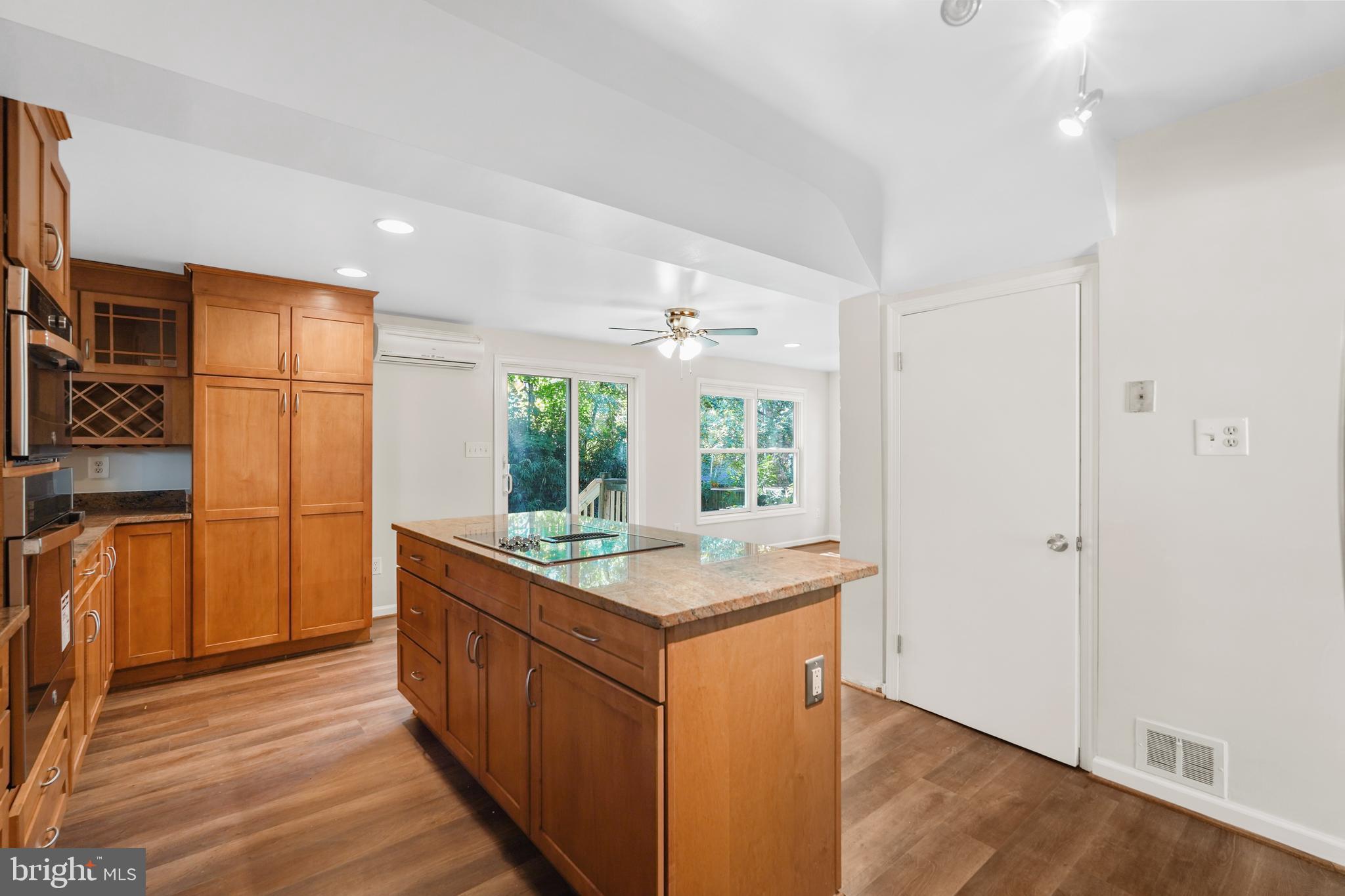 WHEATON HILLS - Residential Lease