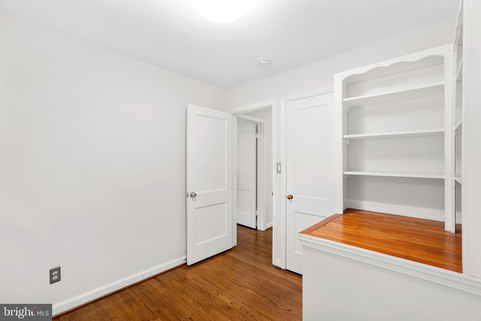 WHEATON HILLS - Residential Lease