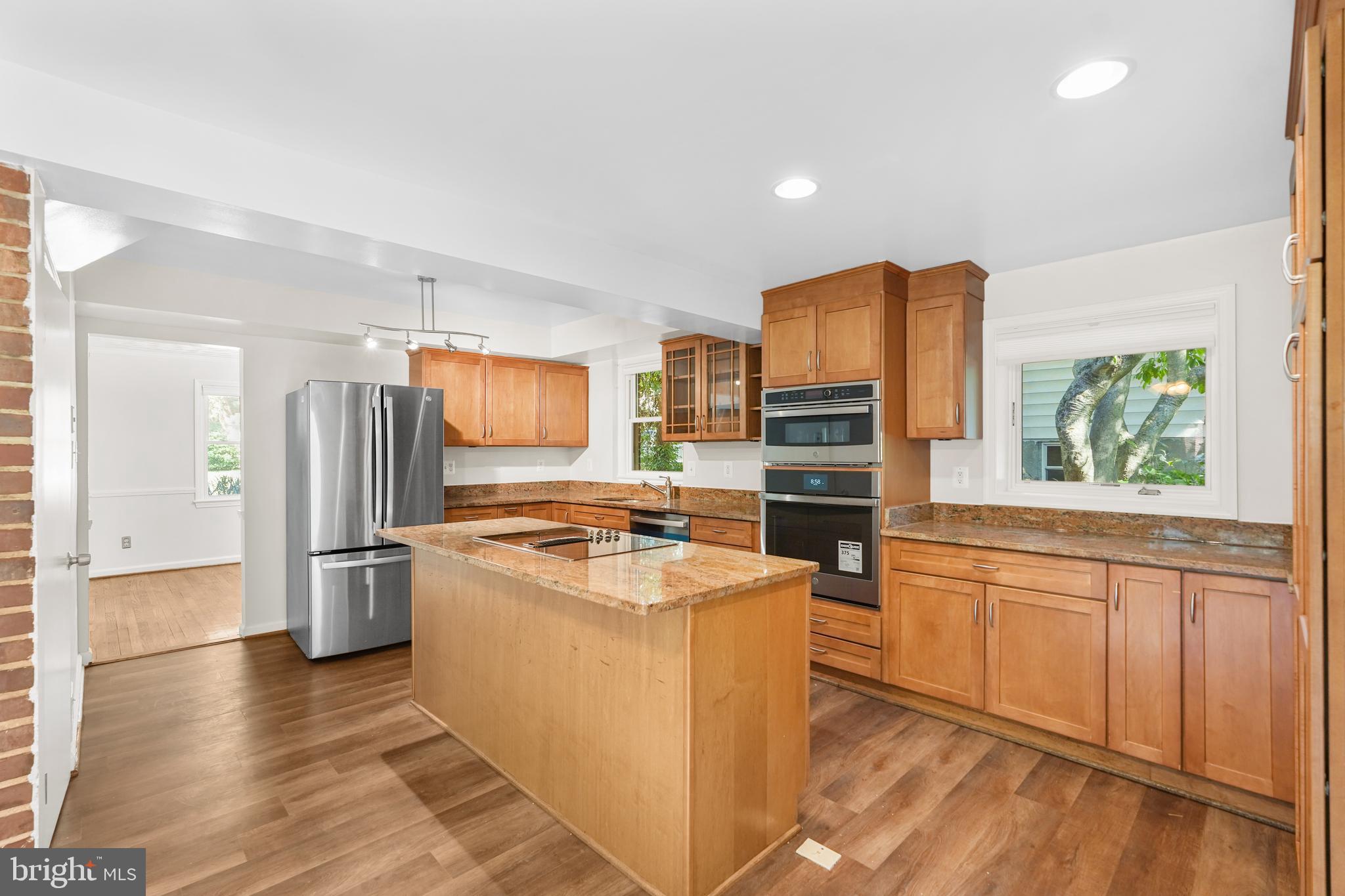 WHEATON HILLS - Residential Lease