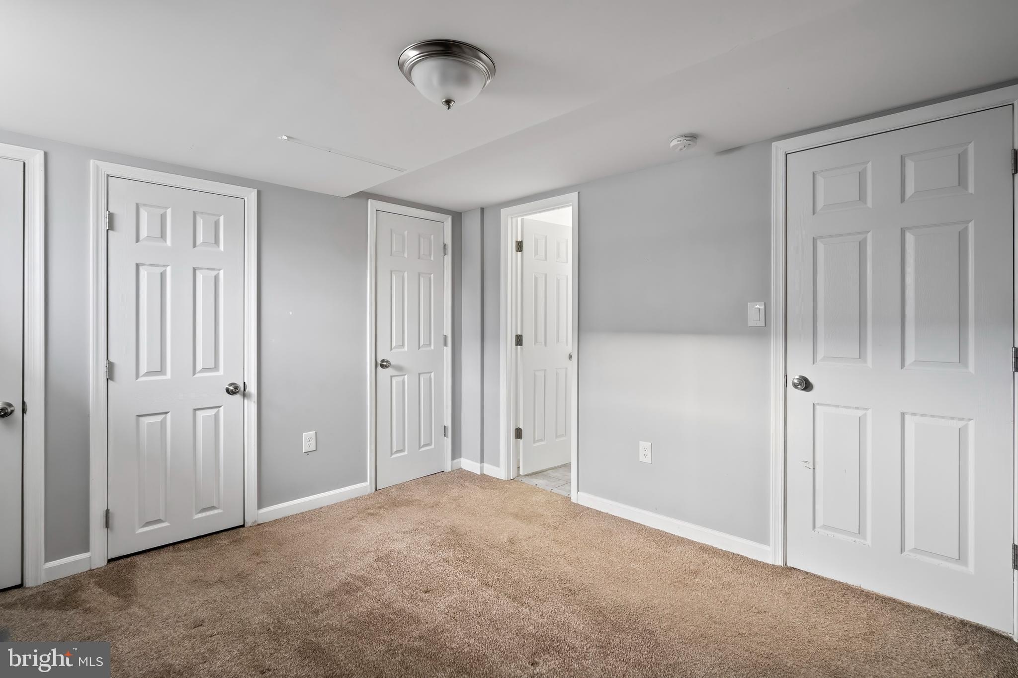 GREEKTOWN - Residential