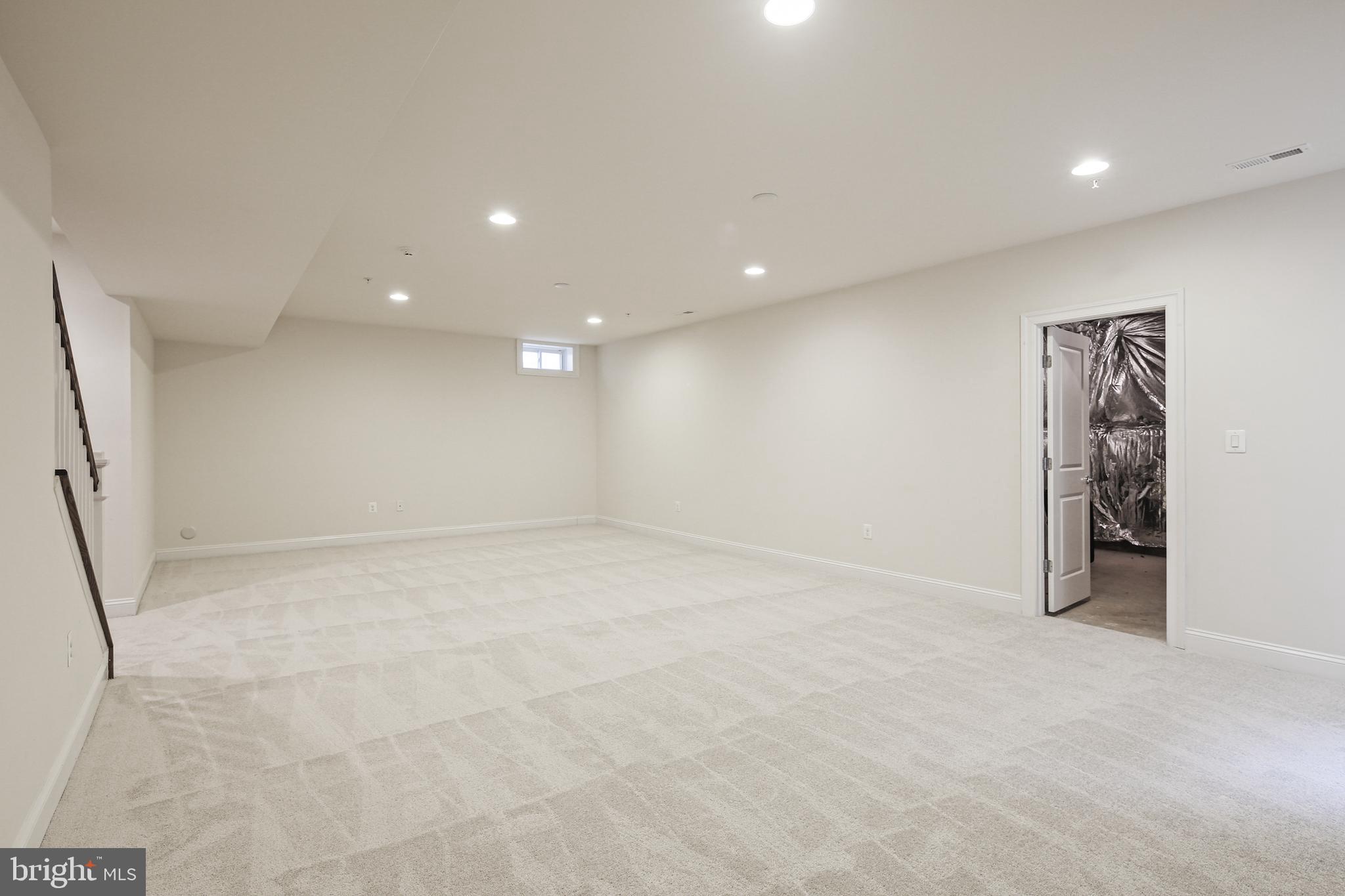 MAPLE LAWN - Residential